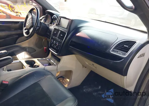 2017 Dodge Grand Caravan Sxt z USA, uszkodzony, nr VIN 2C4RDGCG8HR814749